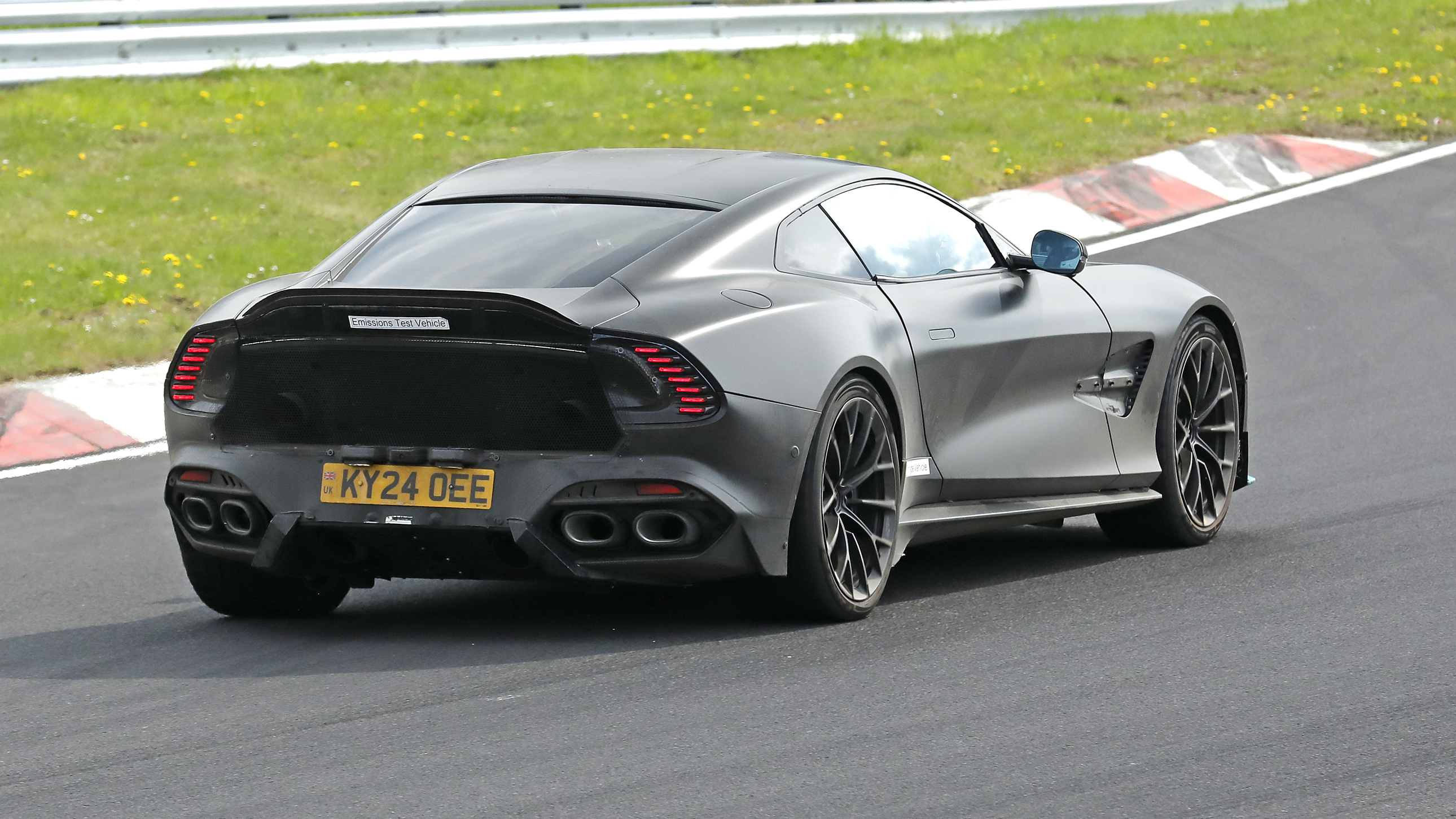 Aston Martin Vanquish