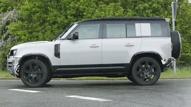 Land Rover Defender 2027 side