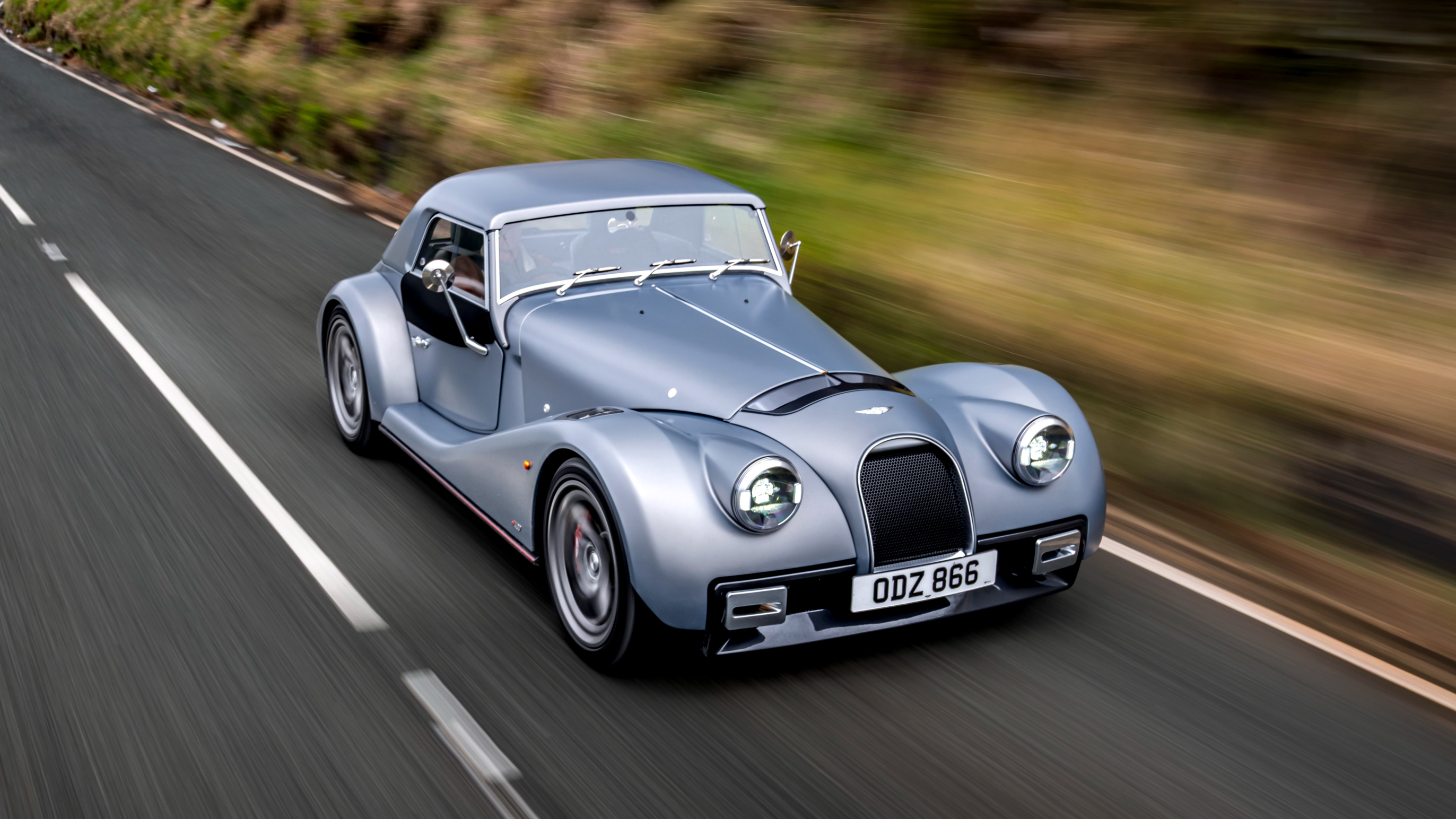 Morgan Supersport 400 front
