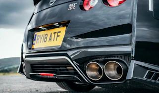 Nissan GT-R