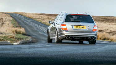 S204 Mercedes-Benz C63 AMG