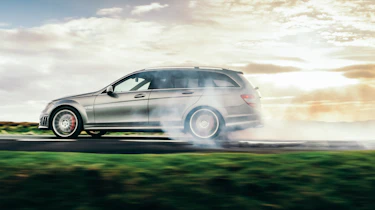 S204 Mercedes-Benz C63 AMG