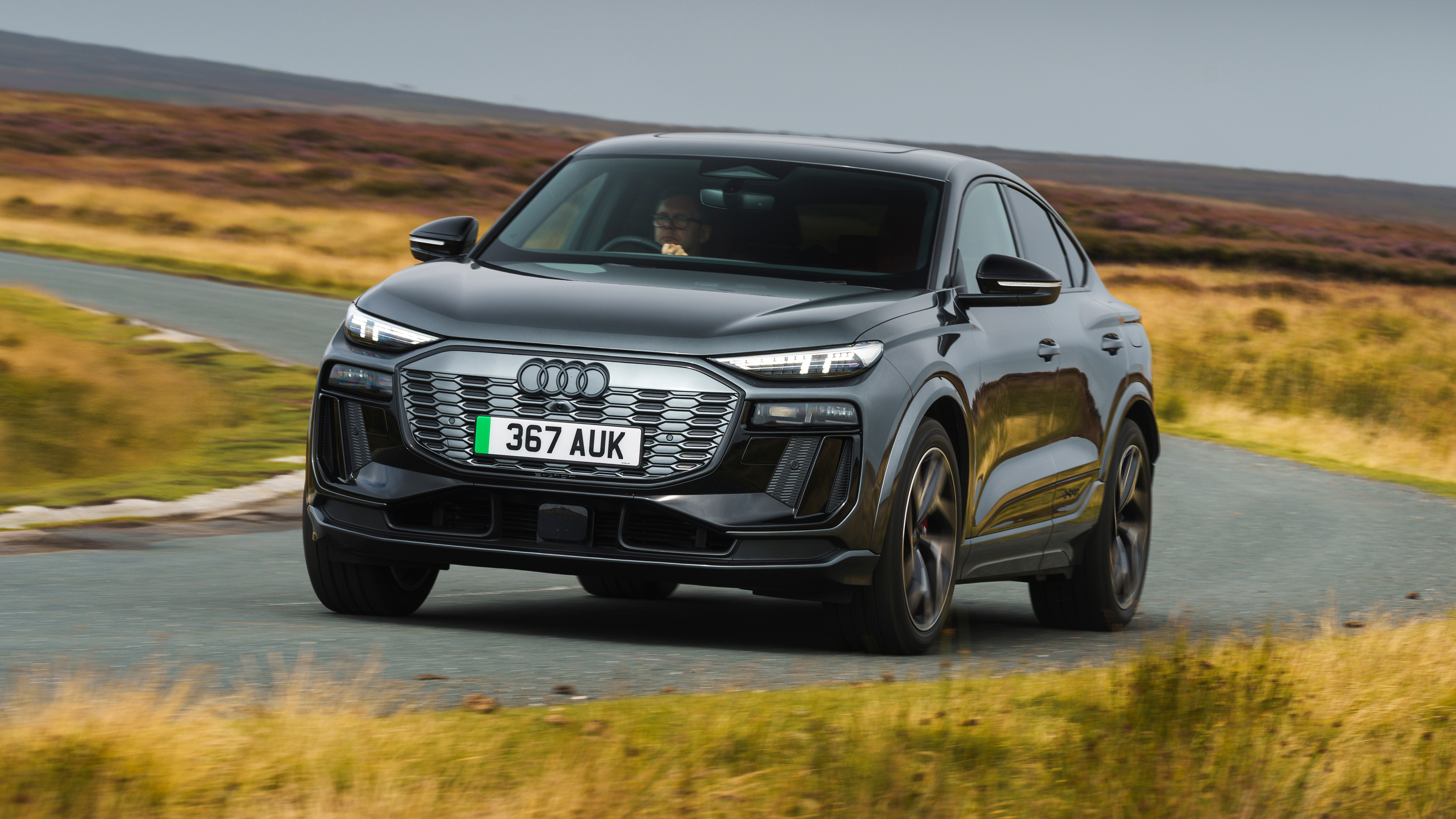 Audi SQ6 e-tron