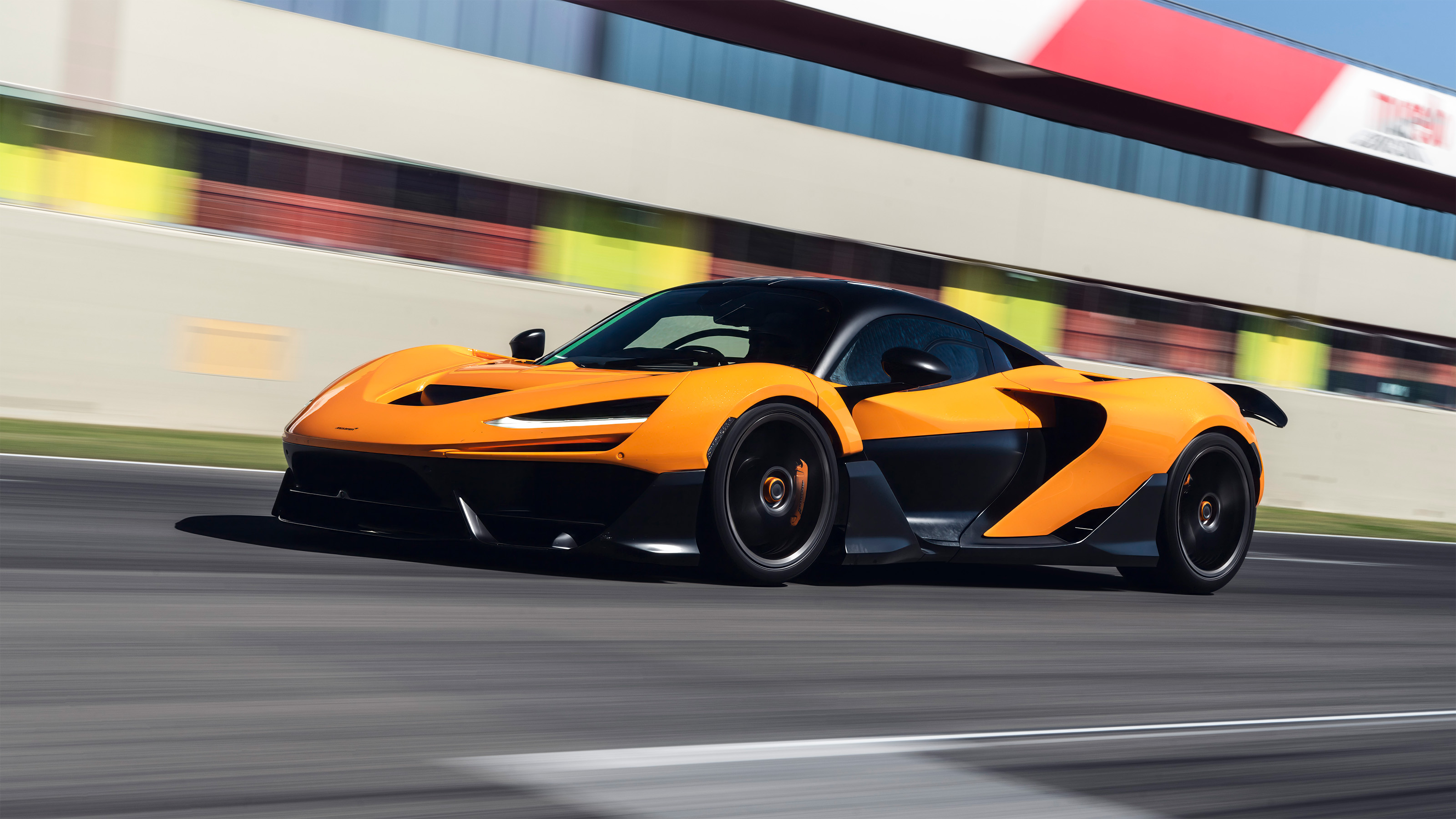 McLaren W1 