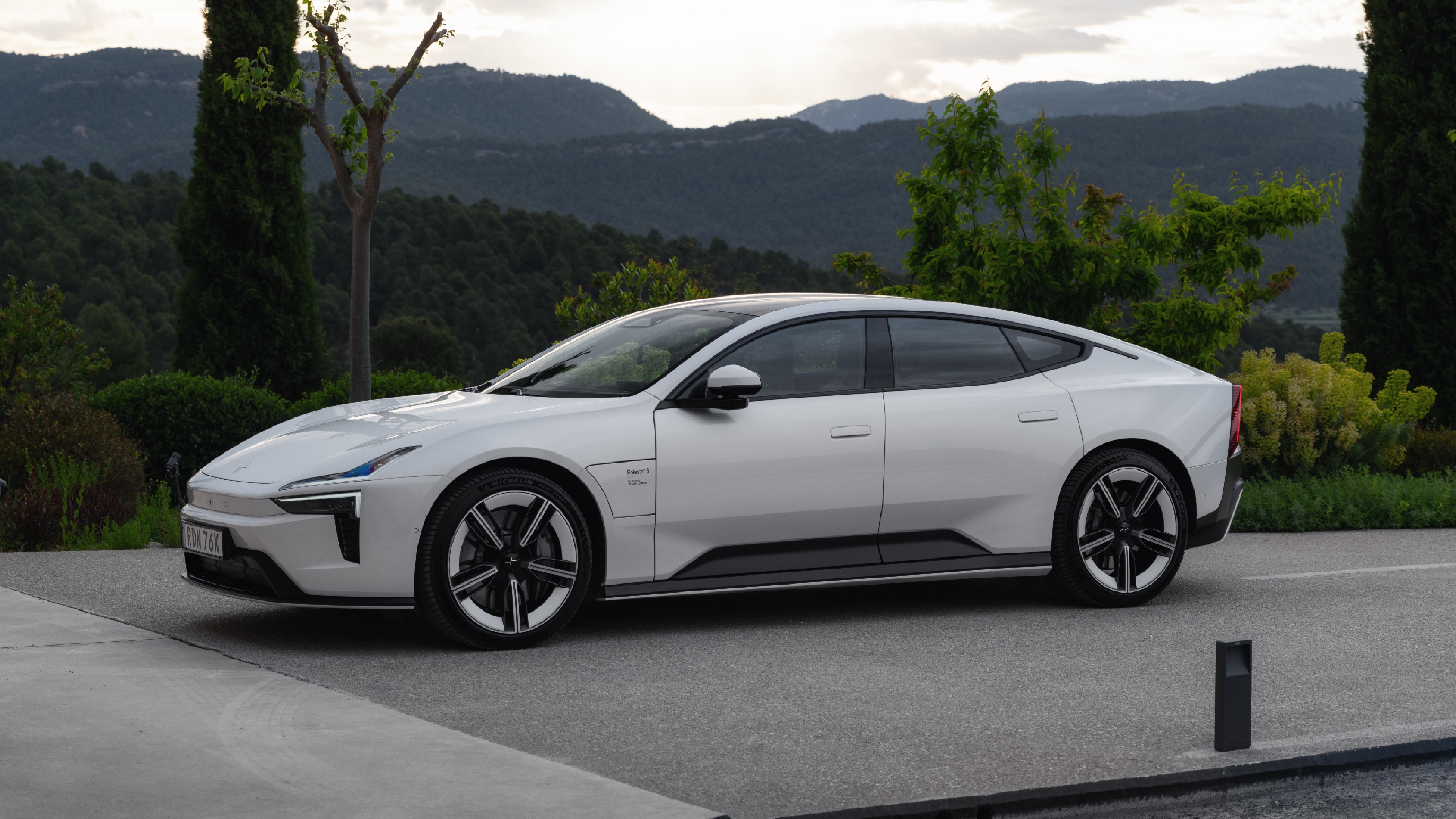 Polestar 5 Dual Motor