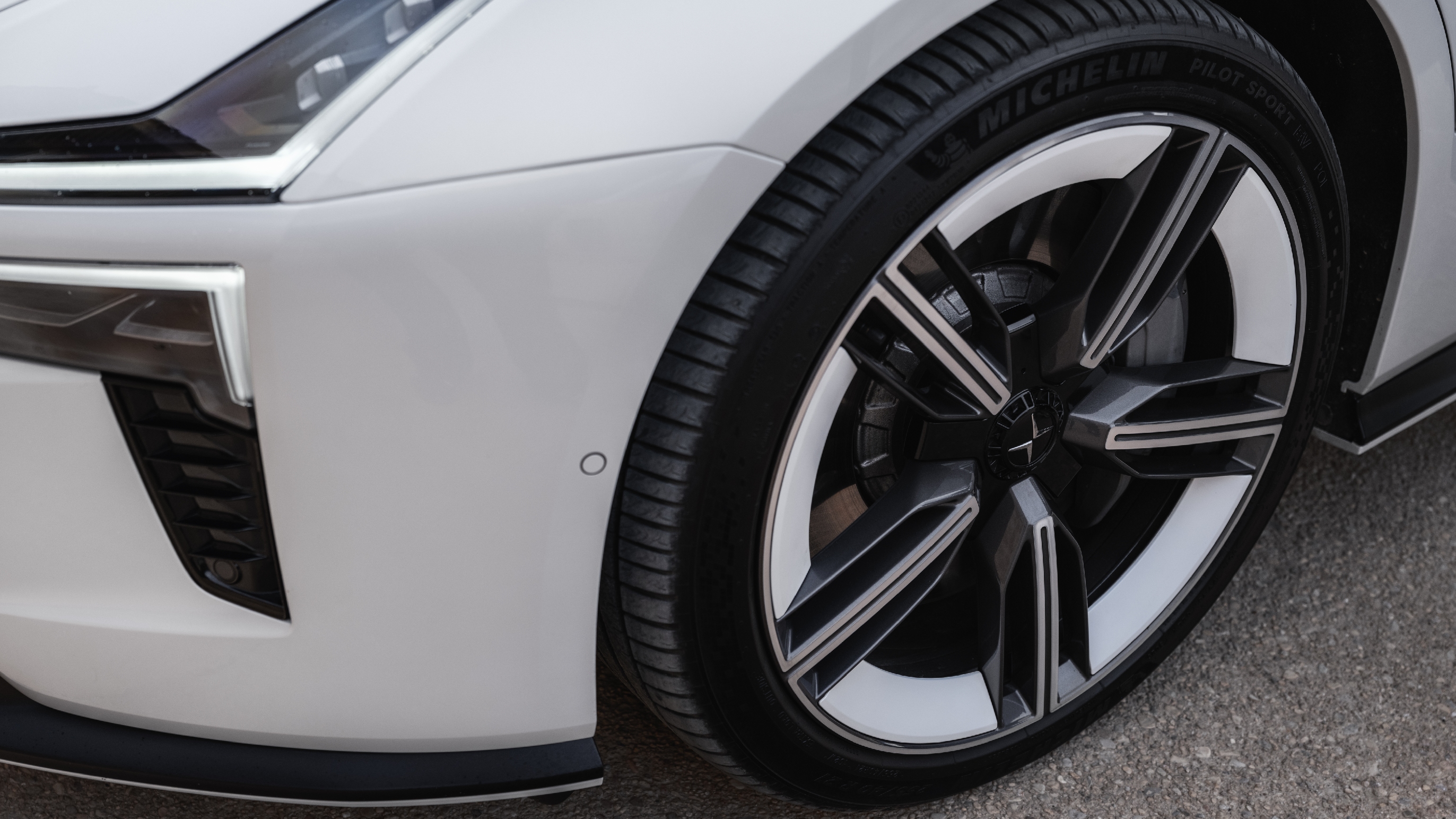 Polestar 5 wheels