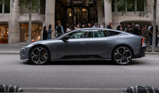 Polestar 5 side