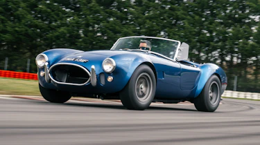 AC Cobra 289 front