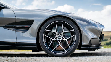 Aston Martin Vanquish – gen 3