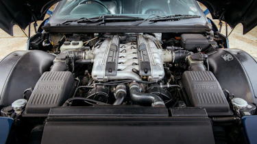 Ferrari 456 GT engine