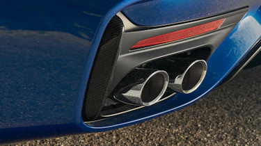 Maserati GranTurismo Trofeo details
