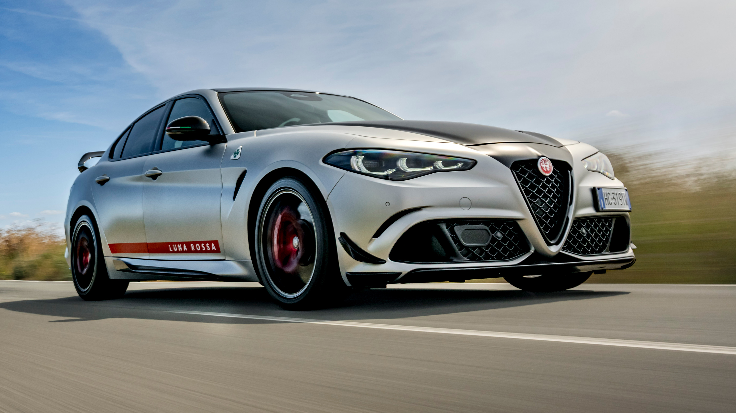 Alfa Romeo Giulia Quadrifoglio Luna Rossa