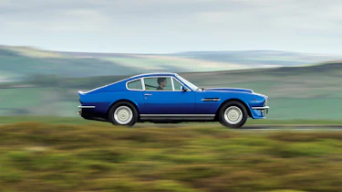 Aston Martin V8 Vantage (1977)