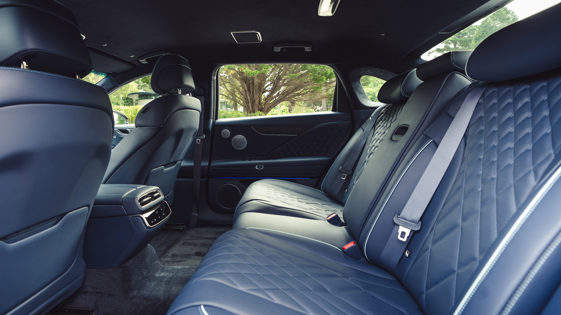 Genesis G80 Electrified 