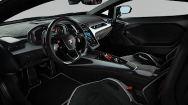 Lamborghini Revuelto SV