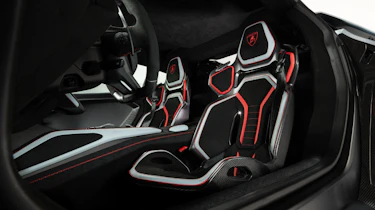 Lamborghini Revuelto SV