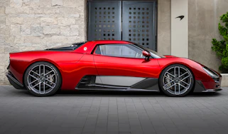 McLaren McL 6GT