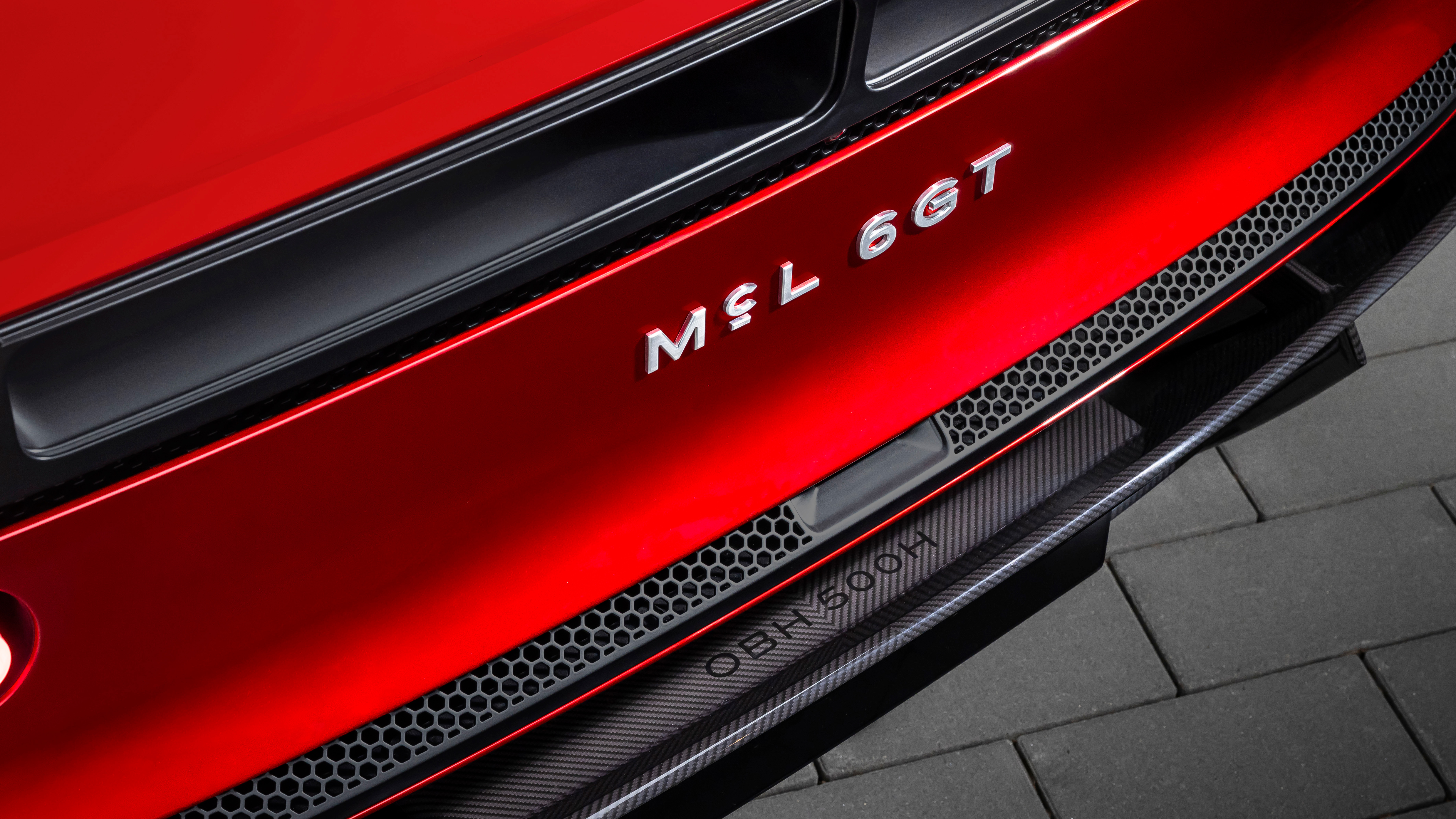 McLaren McL 6GT