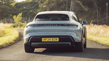 Porsche Taycan Cross Turismo