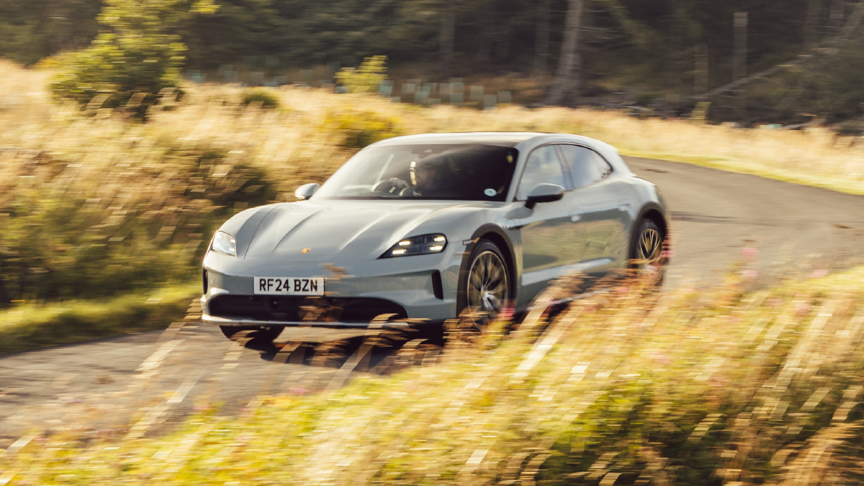 Porsche Taycan Cross Turismo