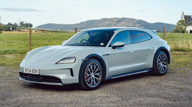 Porsche Taycan Cross Turismo