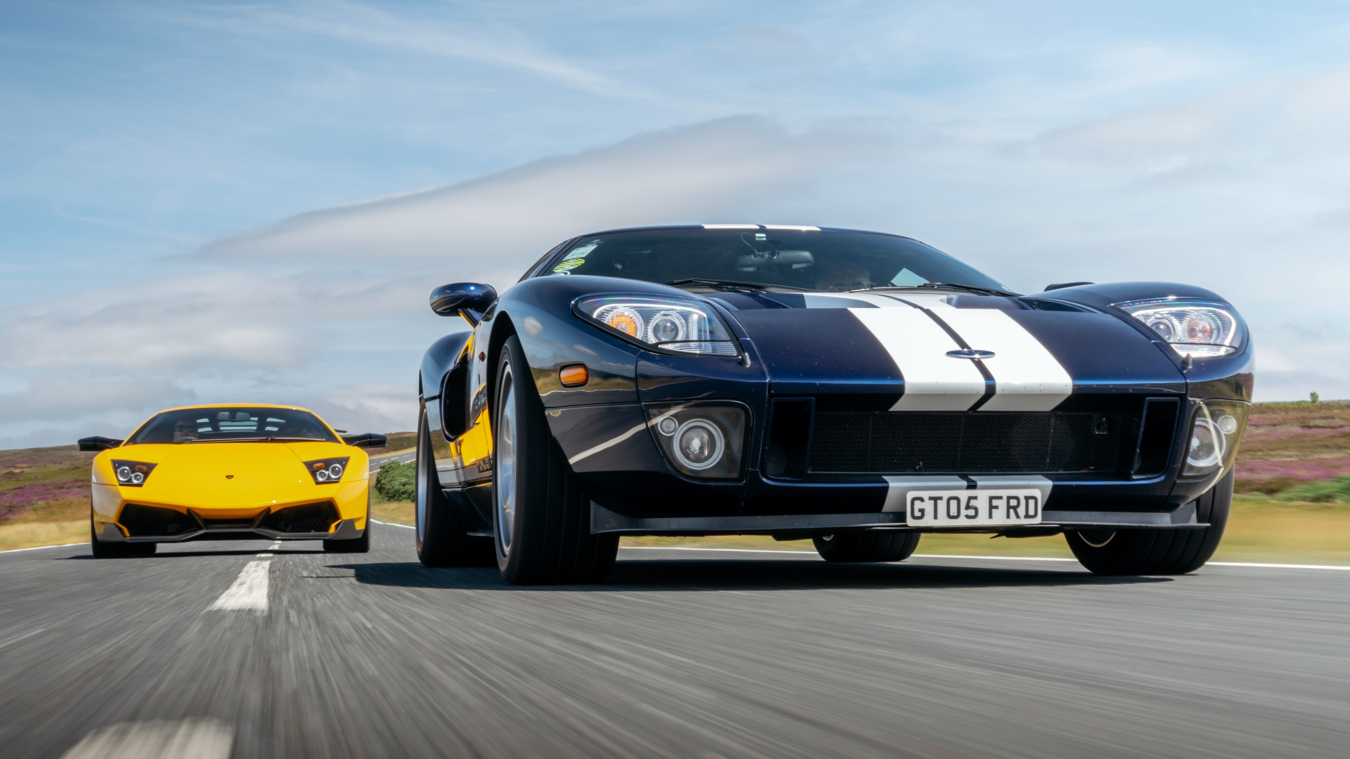 Ford GT and Lamborghini Murcielago SV
