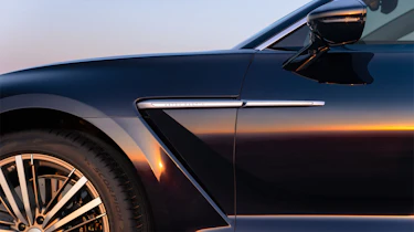 Aston Martin DBX GT