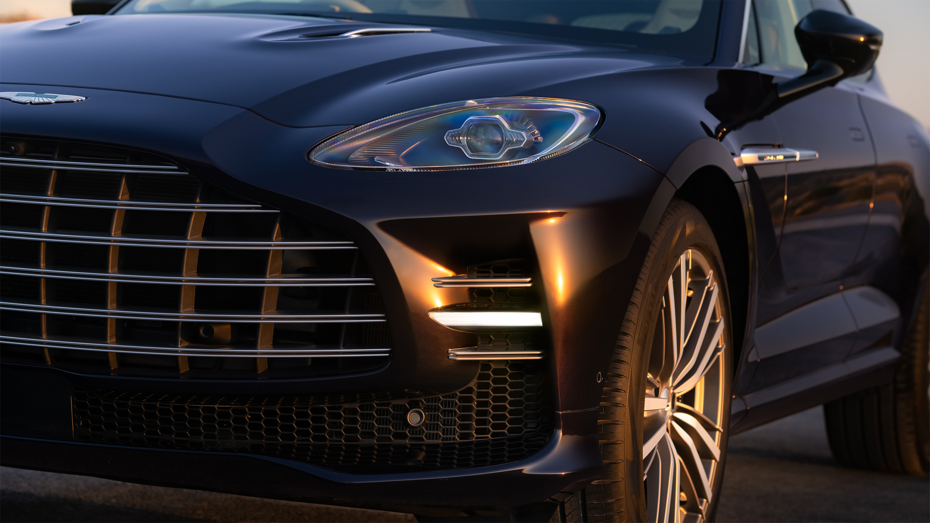 Aston Martin DBX GT