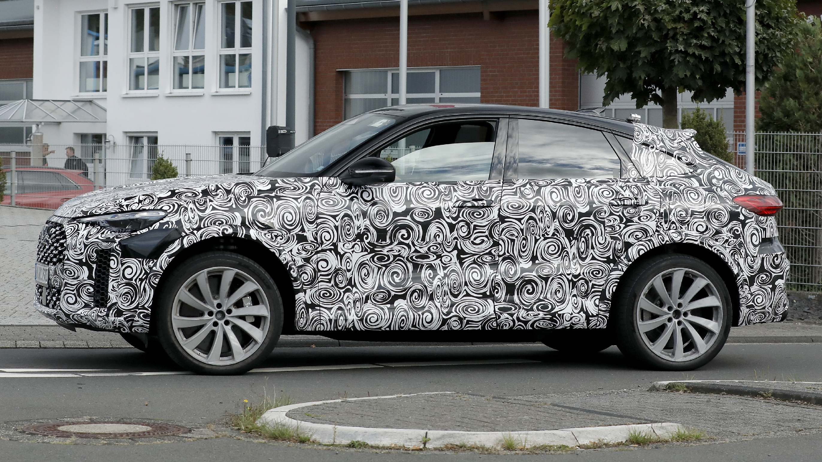 Audi RS Q5 prototype