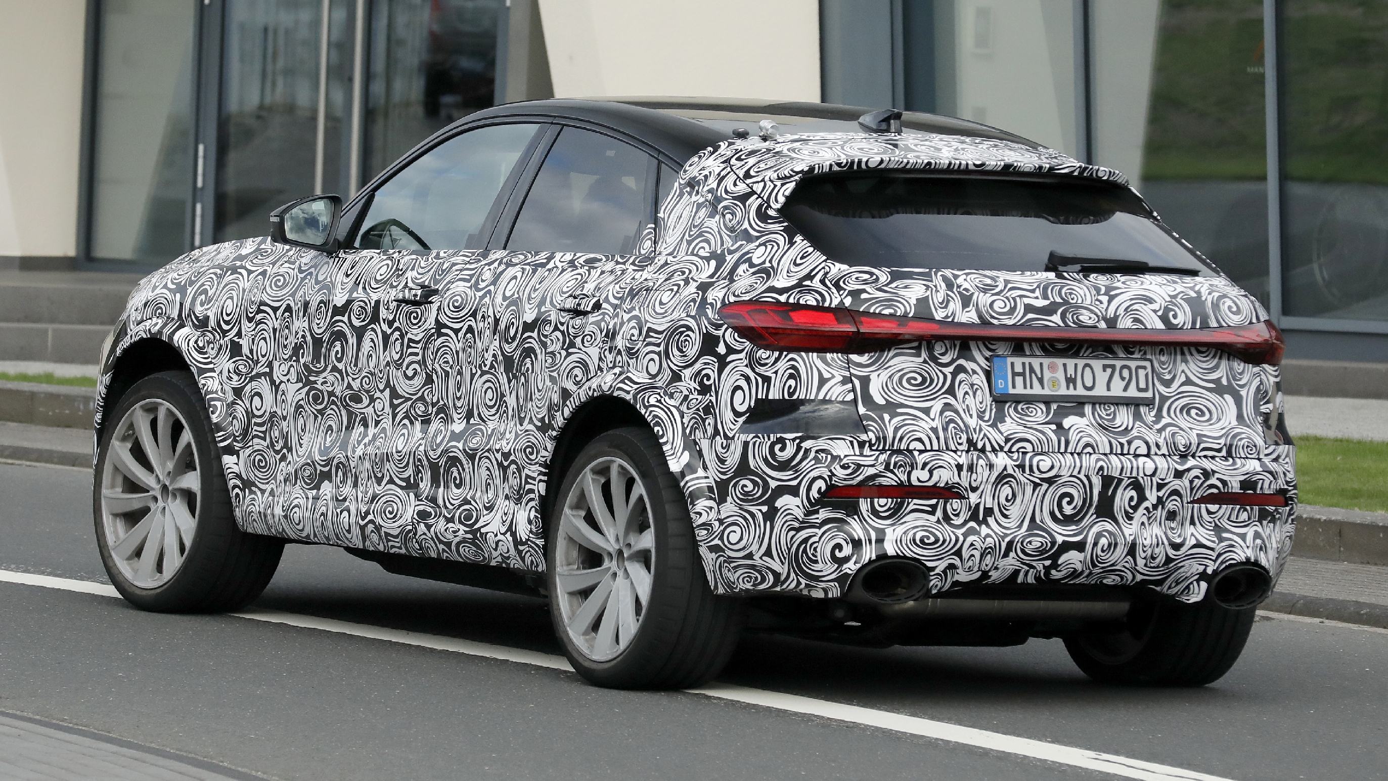 Audi RS Q5 prototype