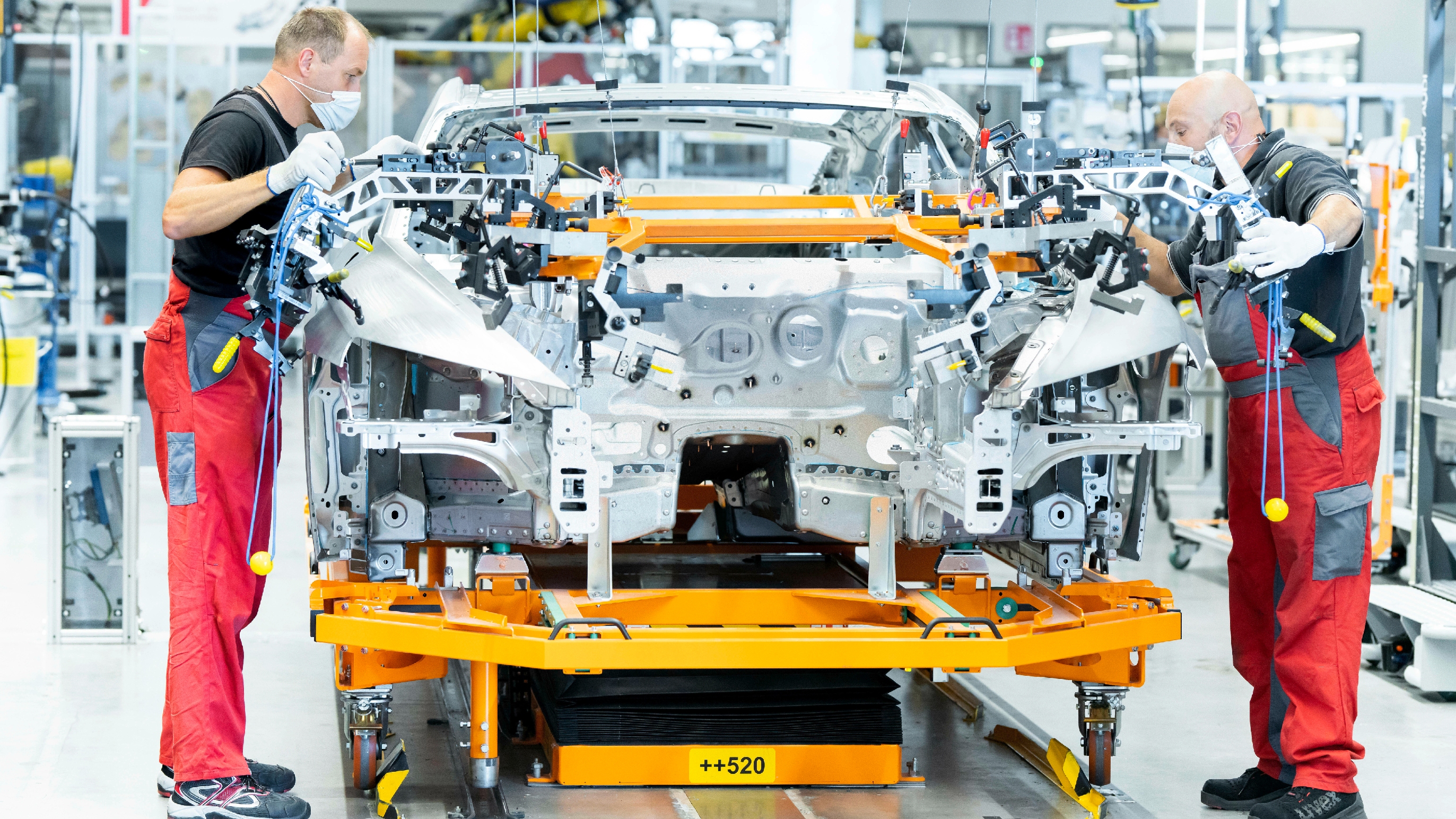 Audi e-tron GT factory