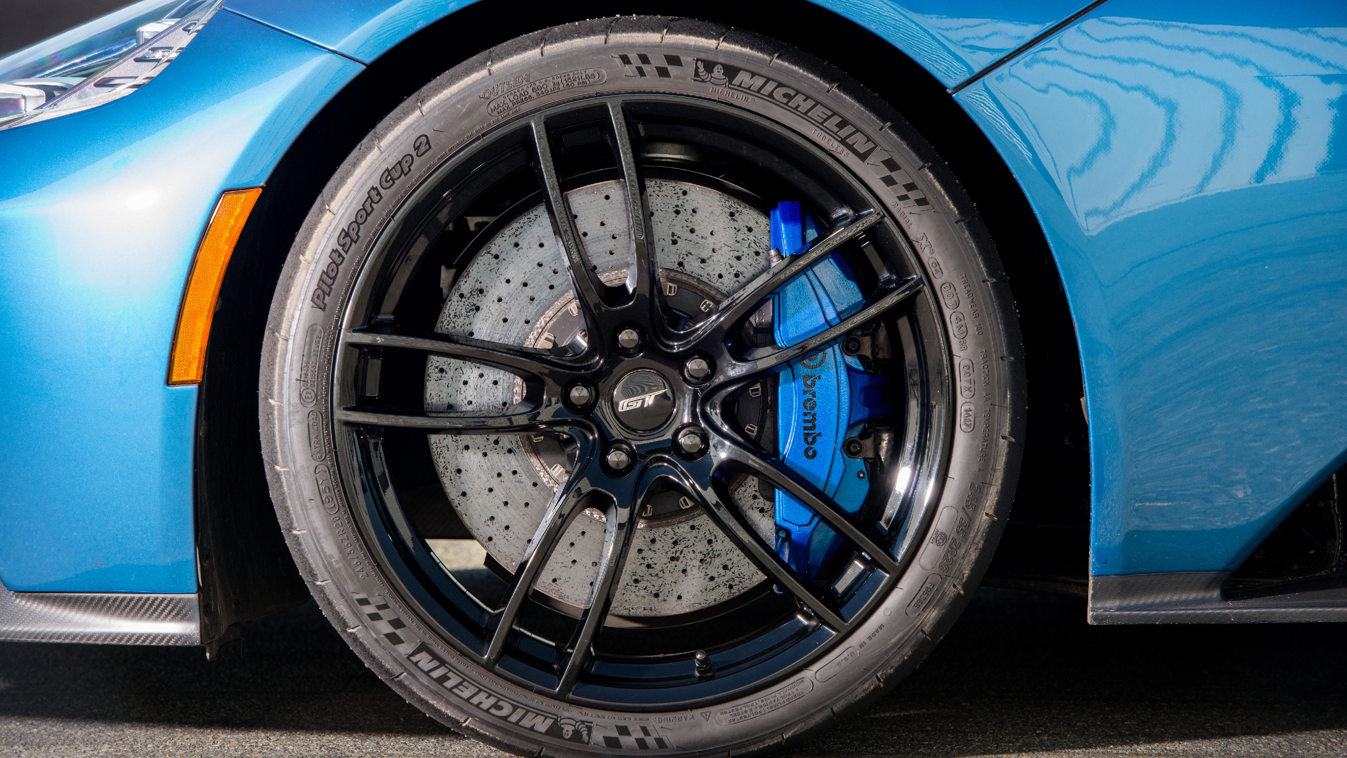 Ford GT