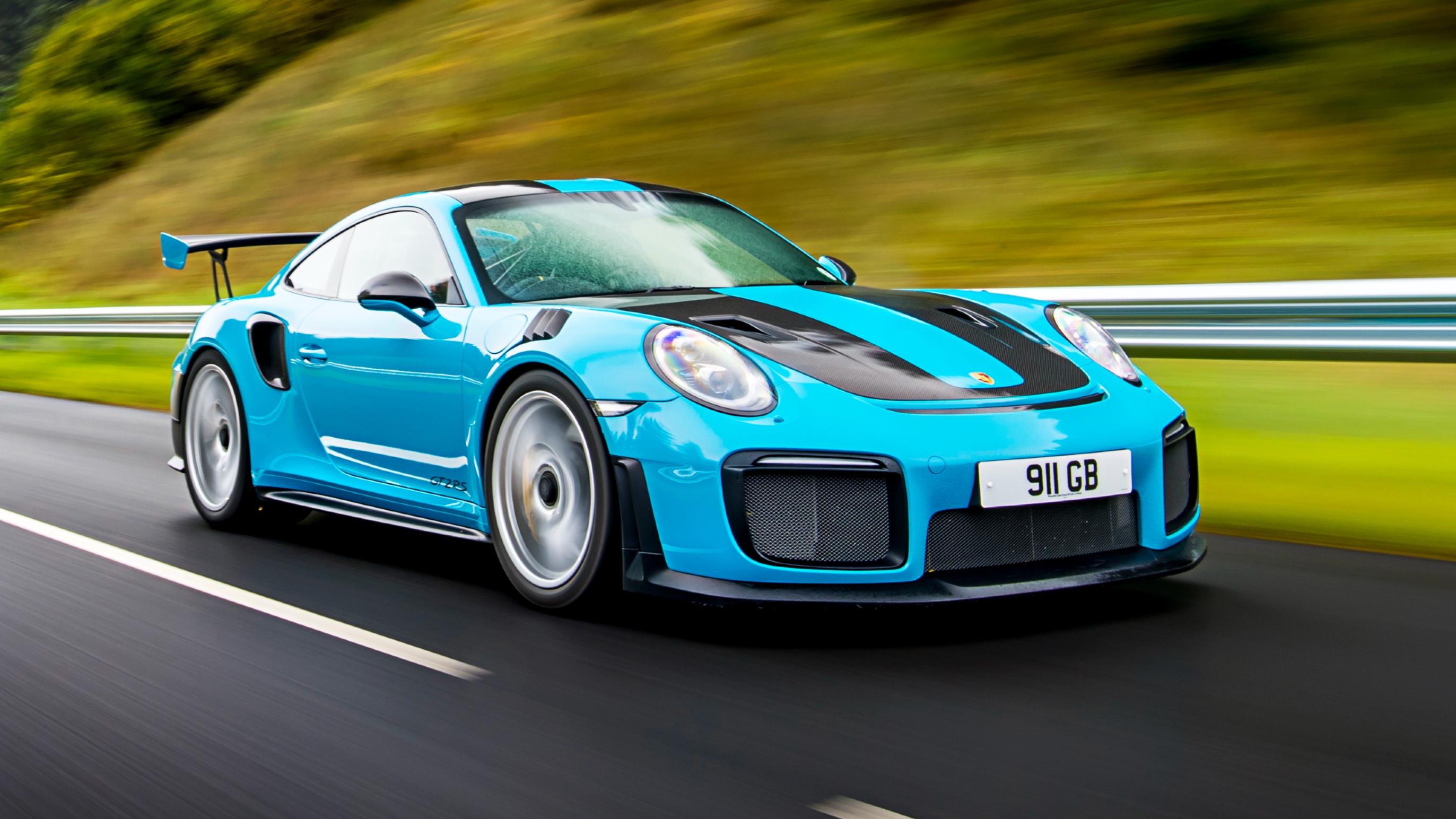Porsche 911 GT2 RS