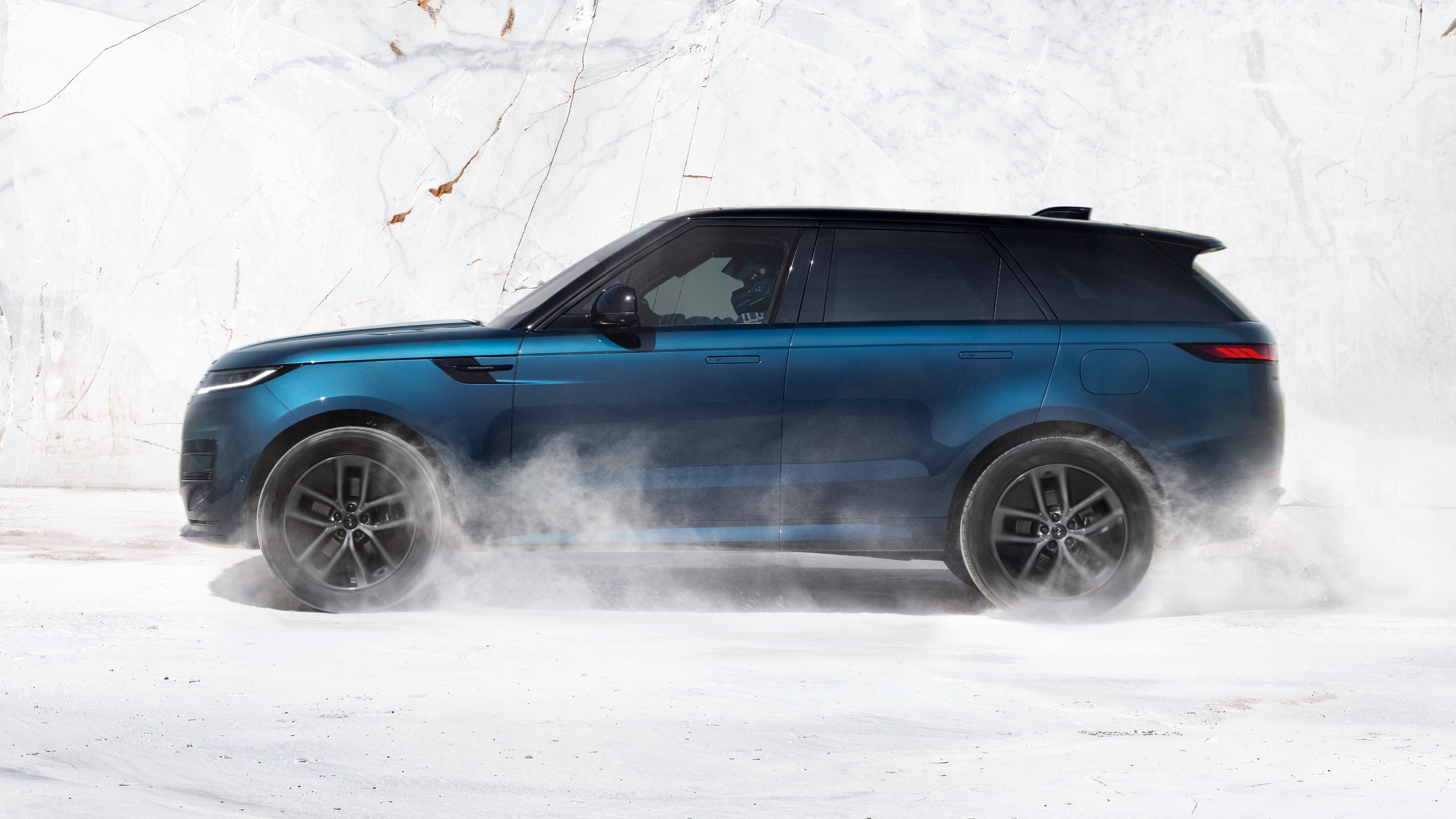 Range Rover Sport Electric