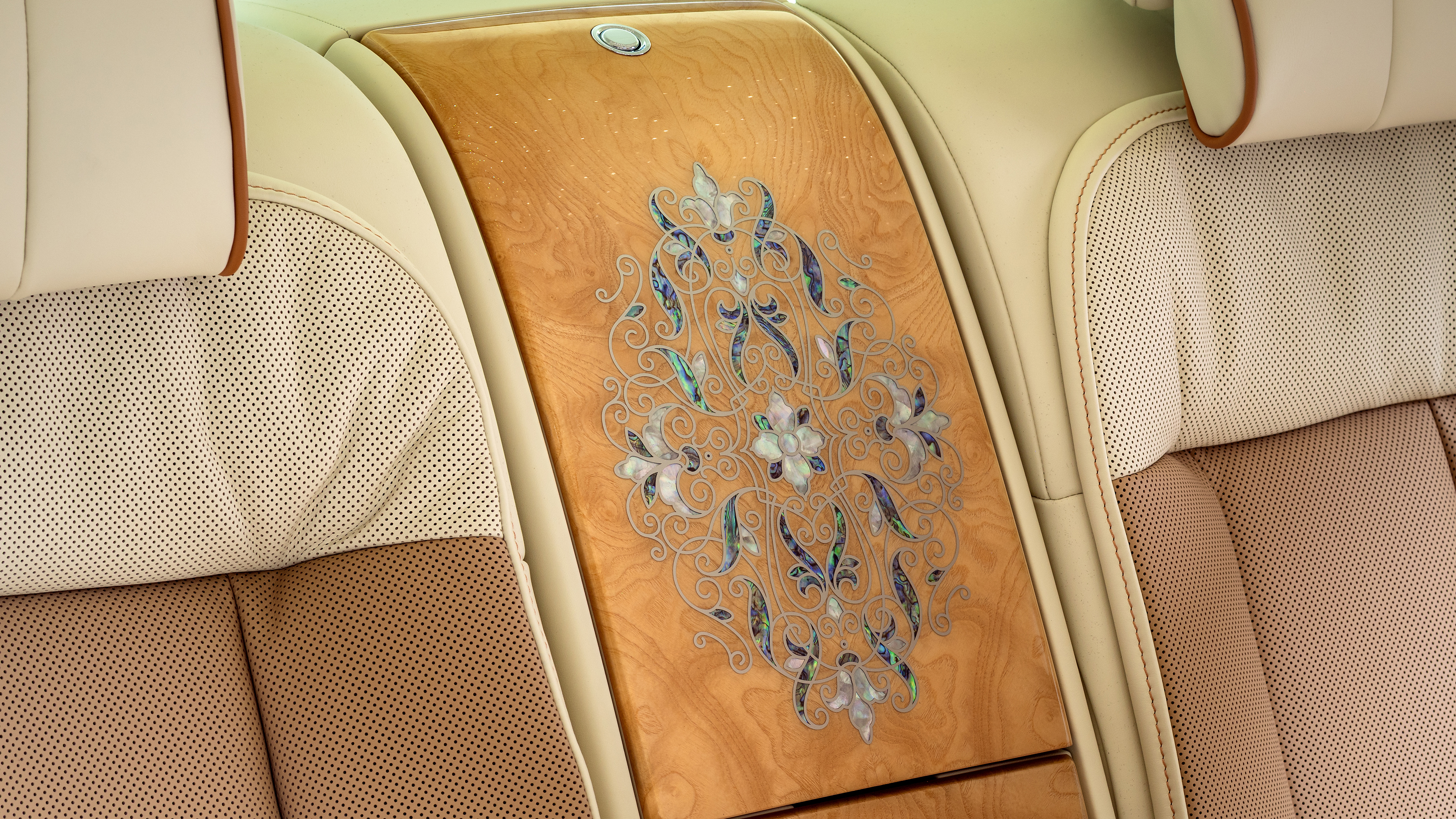 Rolls Royce Phantom Hummingbird