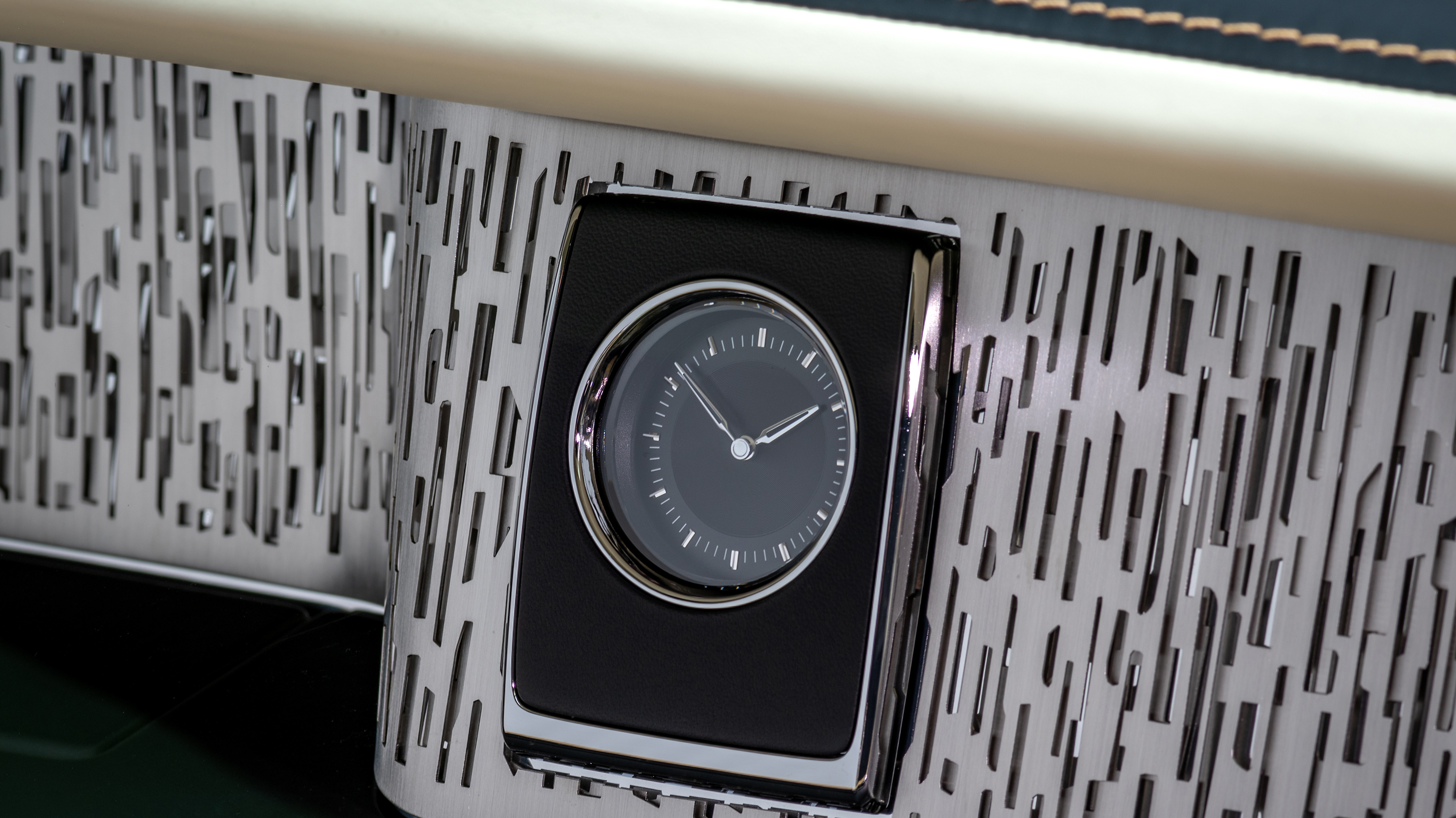 Rolls Royce Phantom Hummingbird