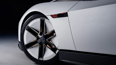 2028 Tesla Roadster