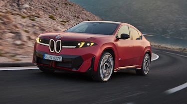 BMW iX4