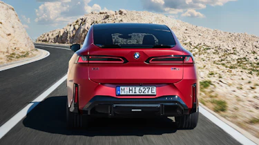 BMW iX4