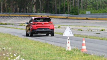 Dry braking tyre test