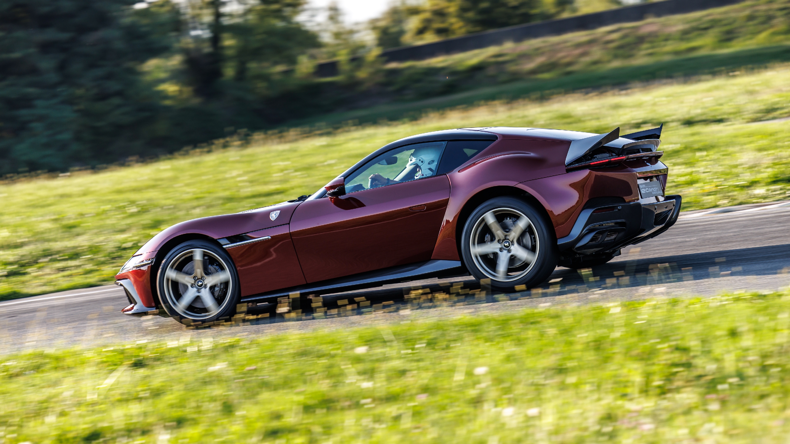 Ferrari 12 Cilindri Manuale