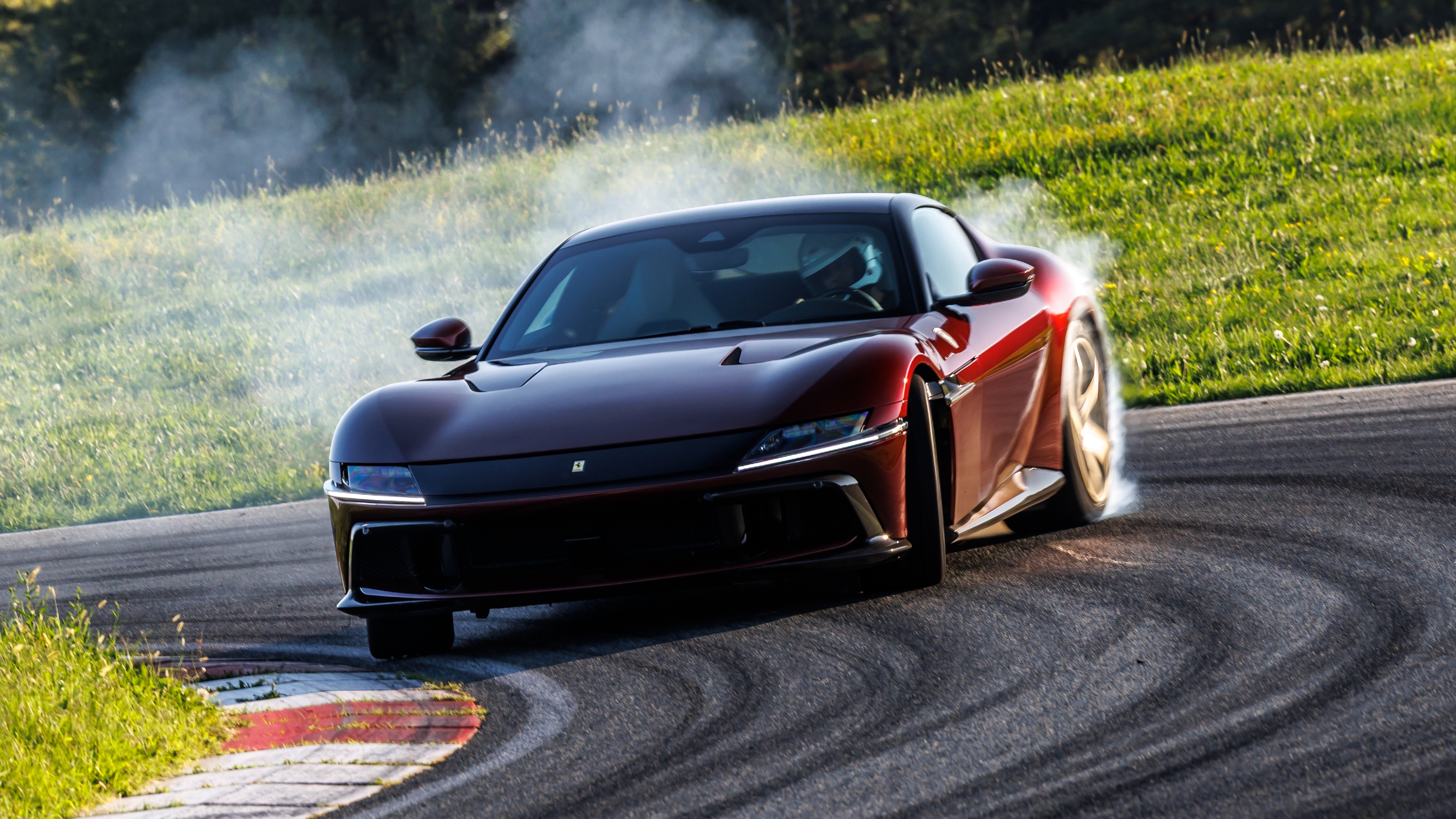 Ferrari 12 Cilindri Manuale