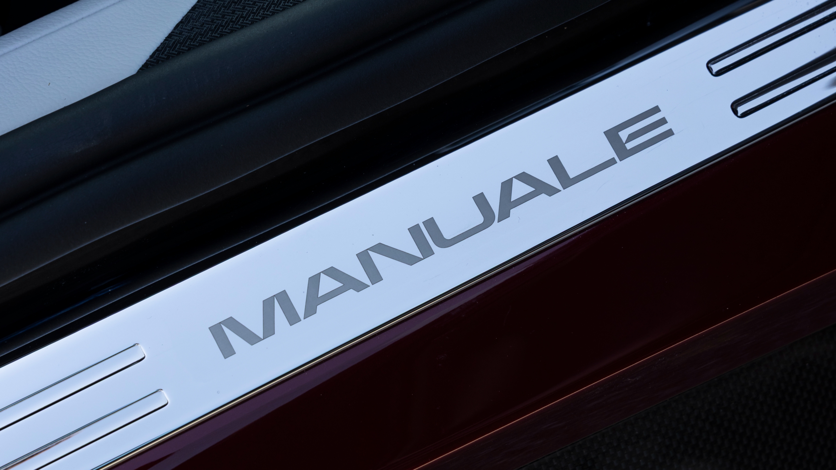Ferrari 12 Cilindri Manuale
