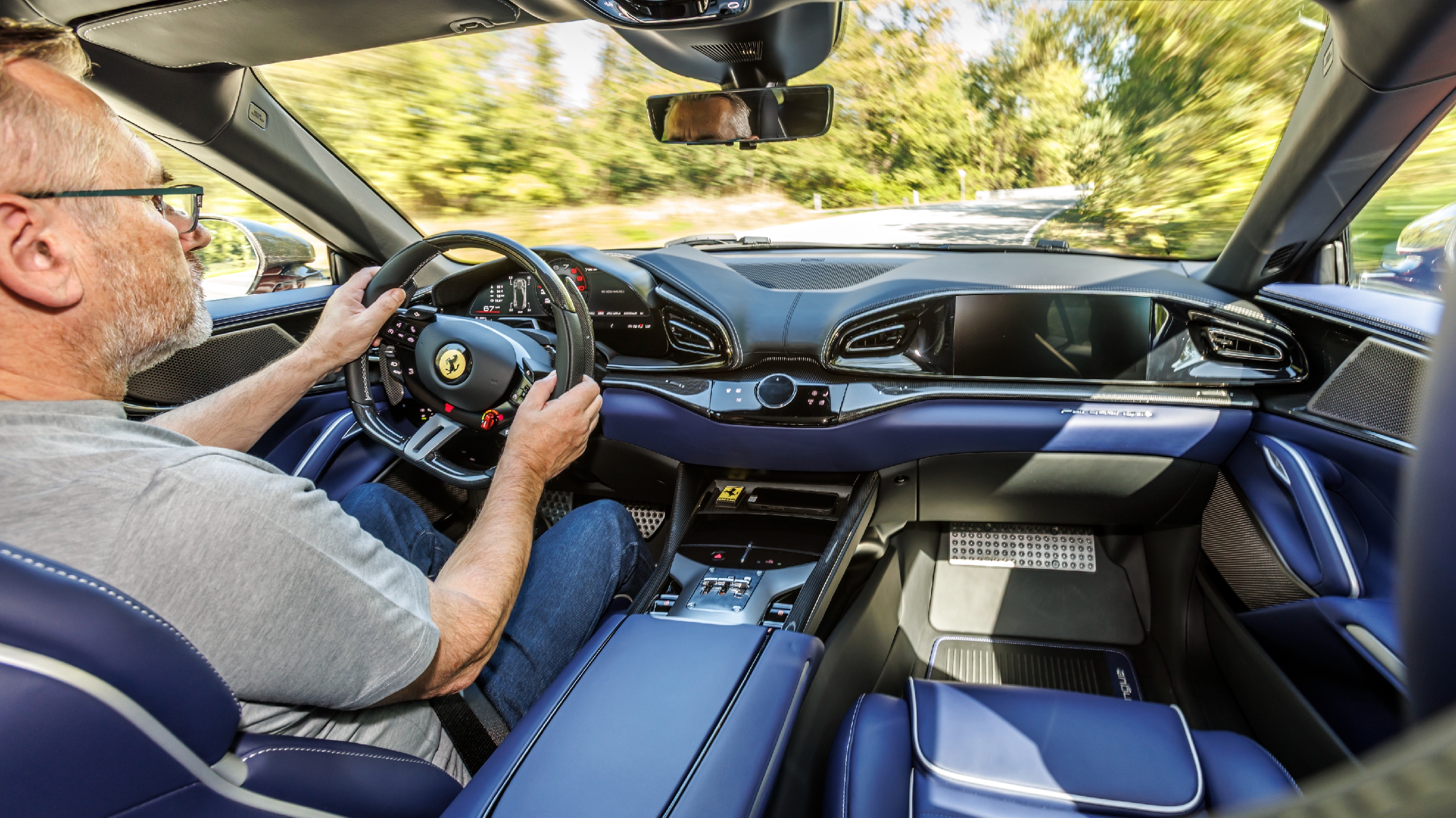 Ferrari Purosangue Handling Speciale