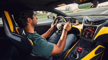 Lamborghini Revuelto SV
