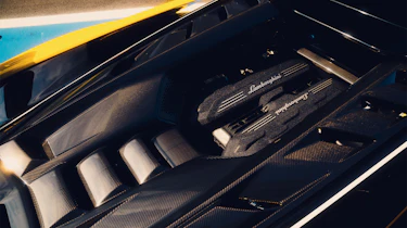 Lamborghini Revuelto SV
