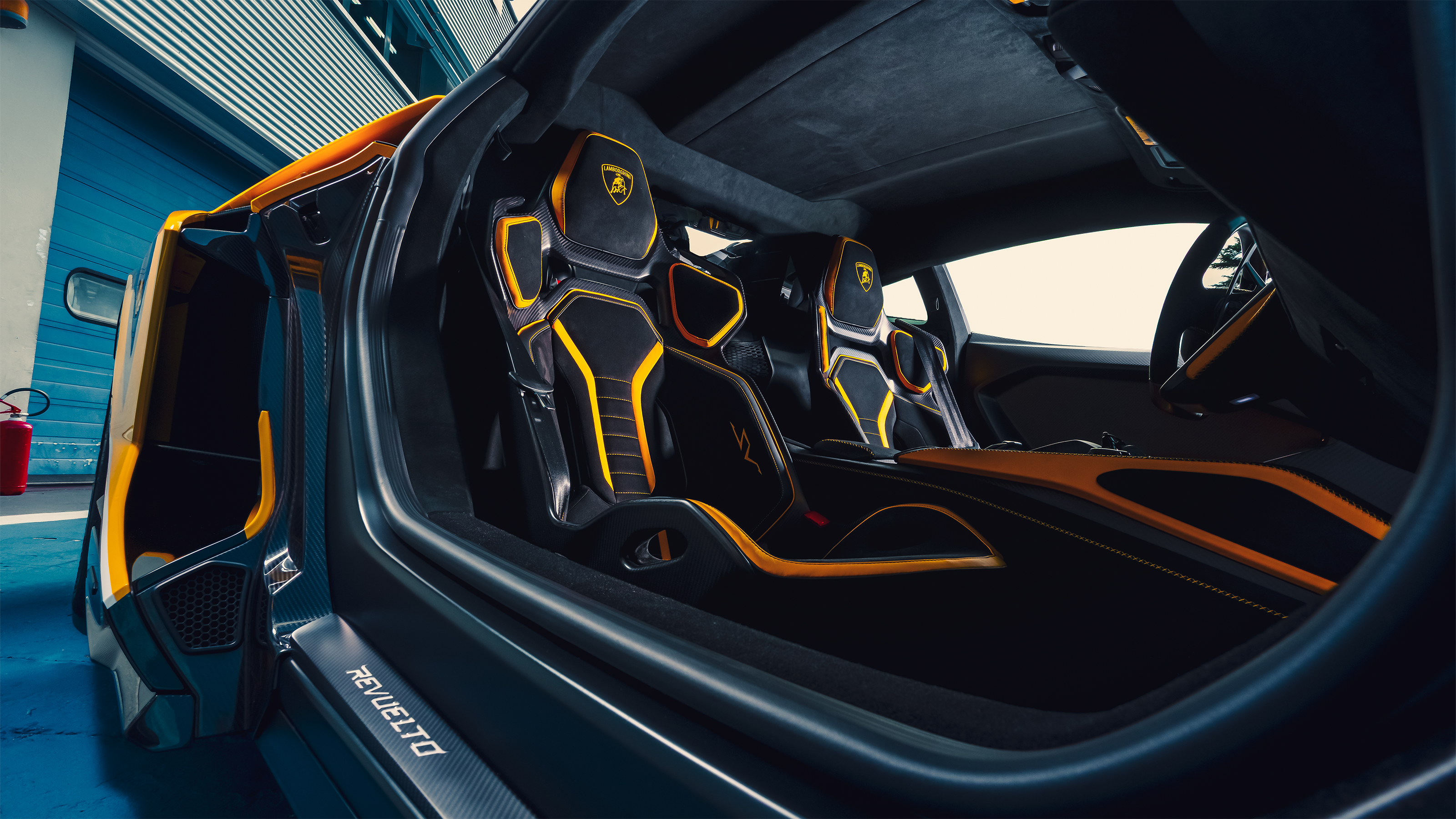 Lamborghini Revuelto SV