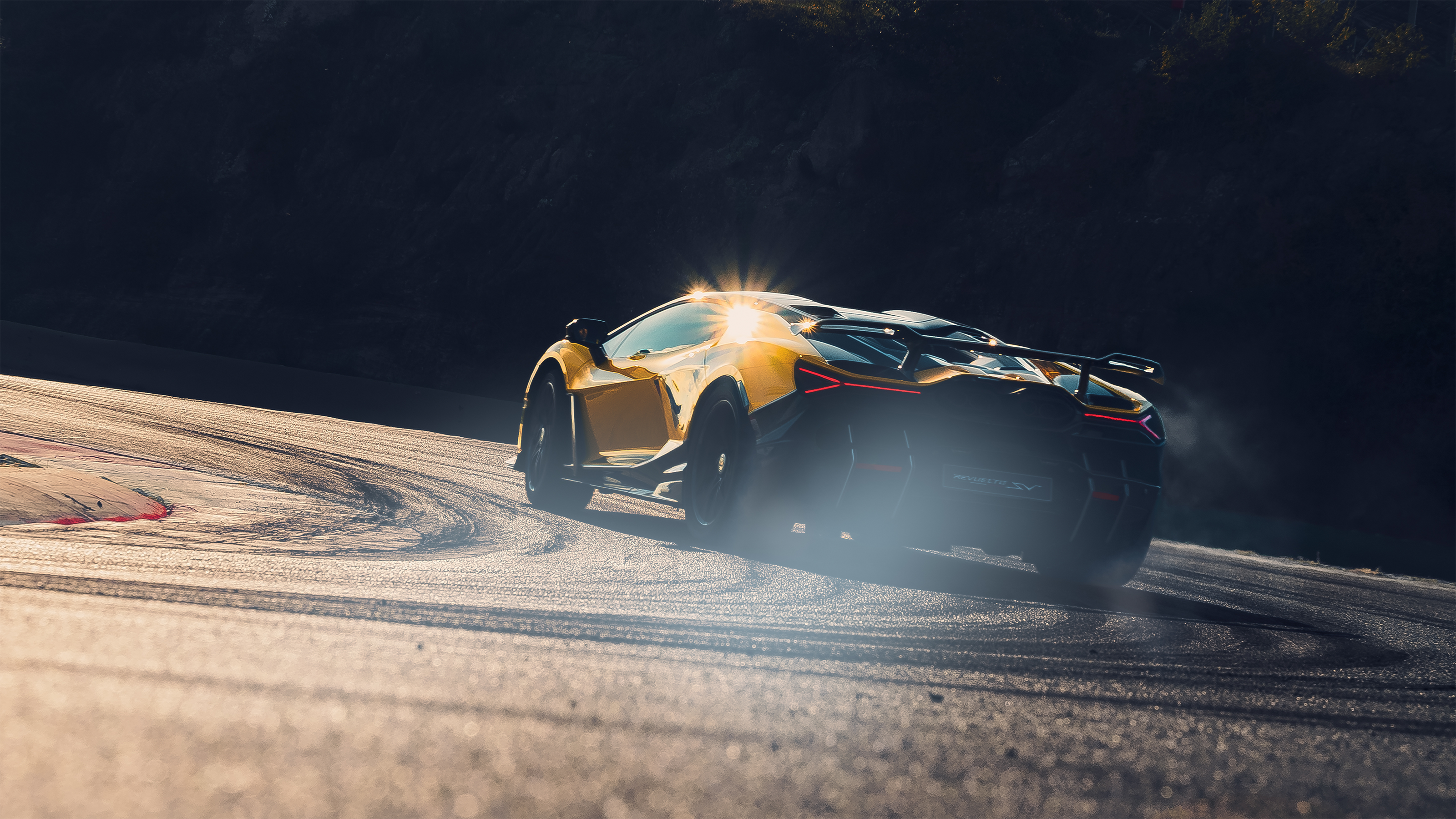 Lamborghini Revuelto SV