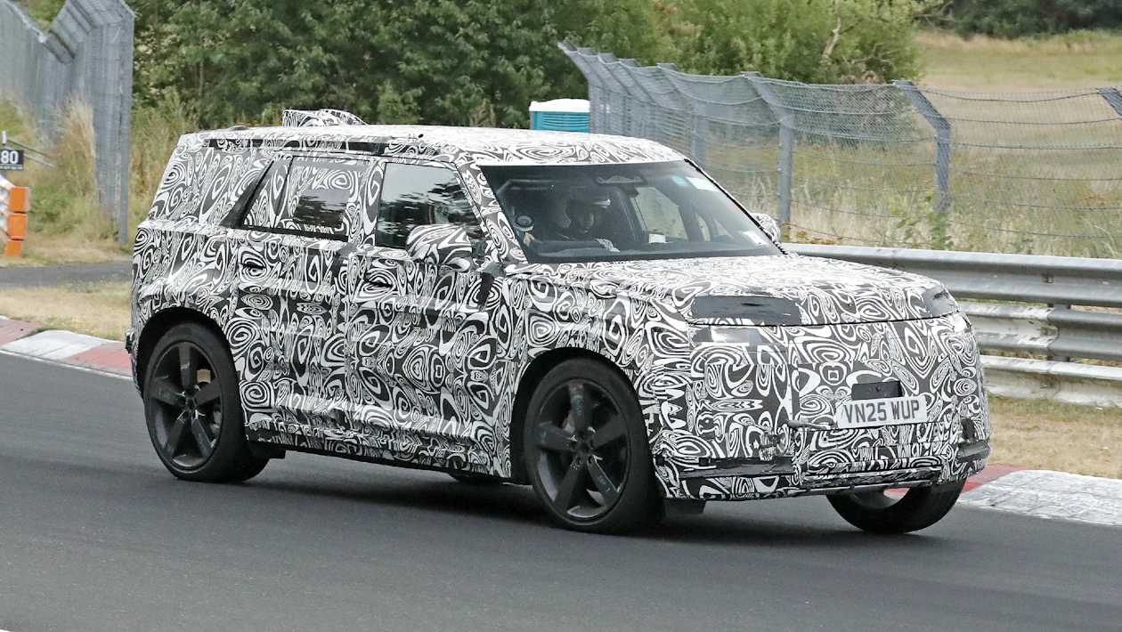 Land Rover Defender England 2028 Land Rover Defender Sport spied – baby SUV will soon be on a ...