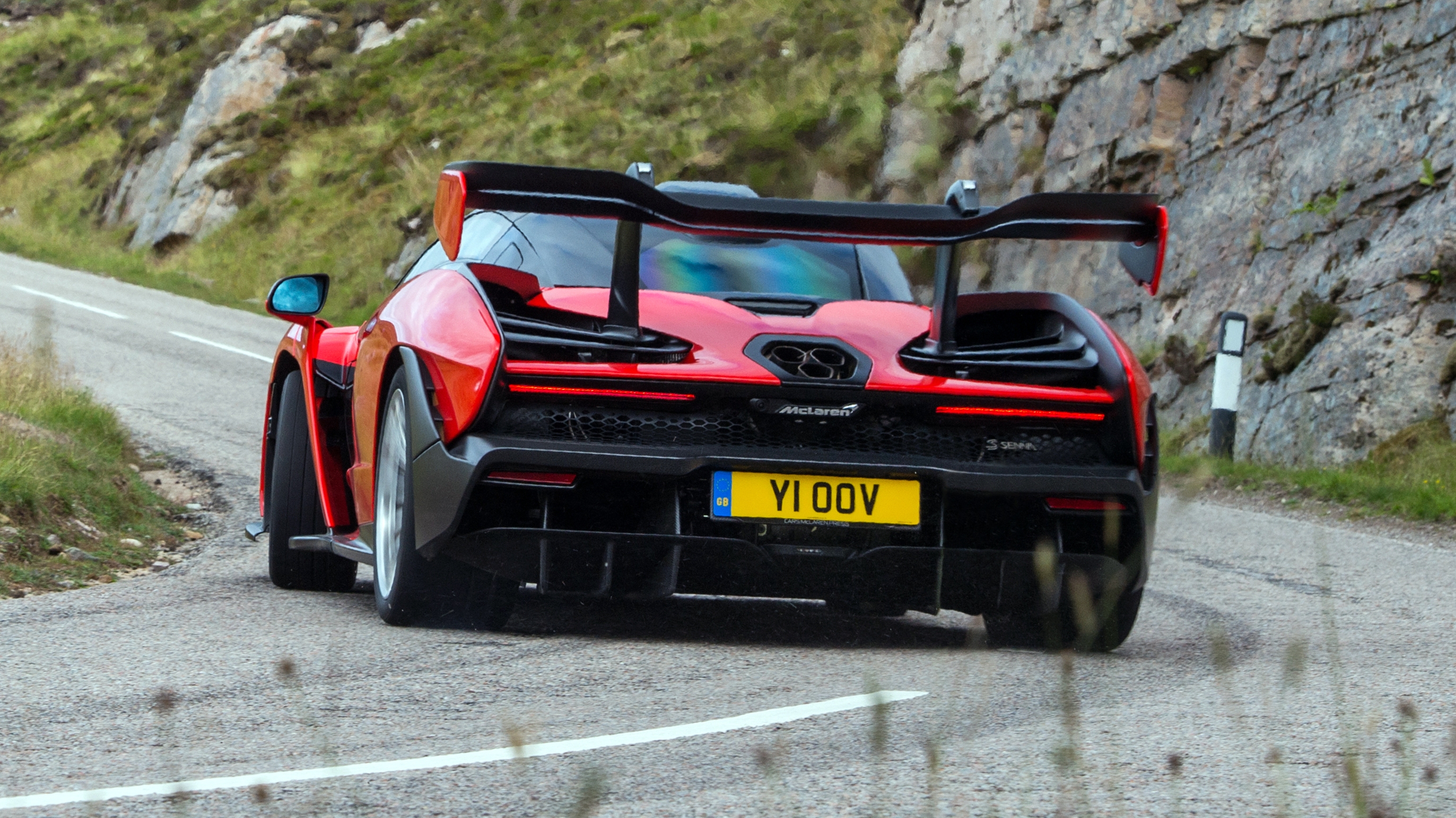 McLaren Senna